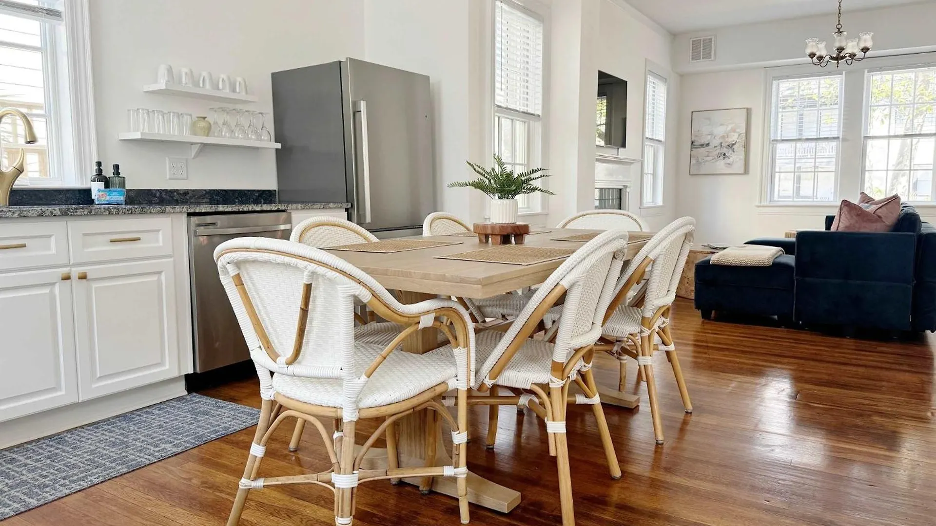 Holiday home Spacious 3-Floor Downtown Retreat - Prime Location Savannah
