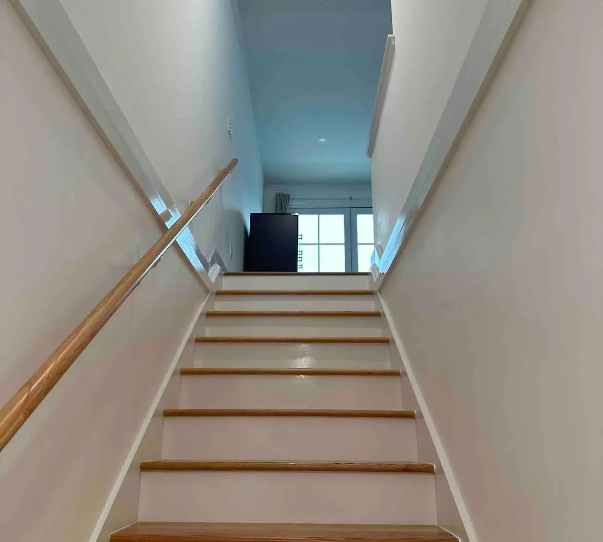 Spacious 3-Floor Downtown Retreat - Prime Location 薩凡納